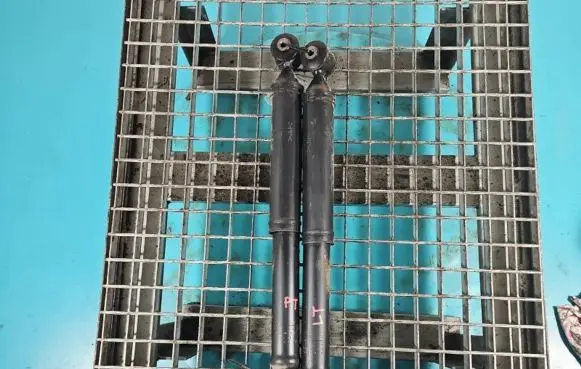 Peugeot 2008 I Rear shock absorber/damper IMPRK1382623