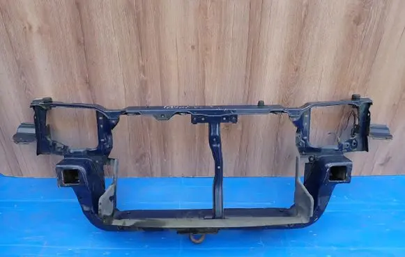 Mitsubishi Carisma Front bodywork piece 