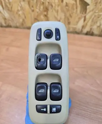 Volvo XC90 Electric window control switch 30739980