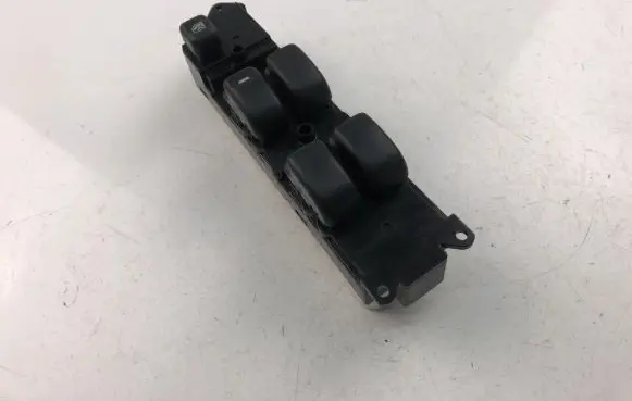 Mitsubishi Space Wagon Interior fan control switch MR482062