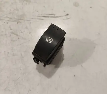 Renault Laguna II Electric window control switch 8200002448
