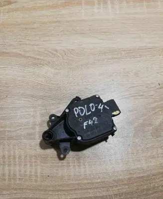 Volkswagen PASSAT B5 Air flap motor/actuator 1J0907511 6NN00762600