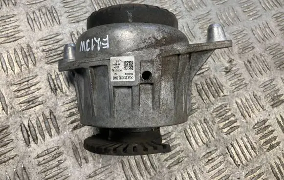 Mercedes-Benz E W213 Engine mount bracket A2132400600