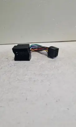 BMW X5 E53 EUR ISO radio connector 