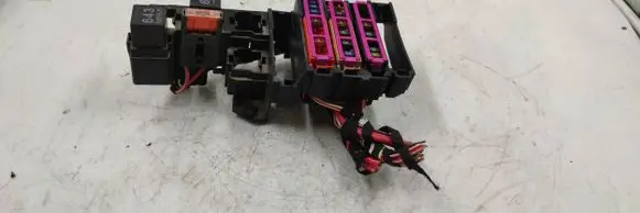 Audi A4 S4 B8 8K Fuse module 8k0971845a