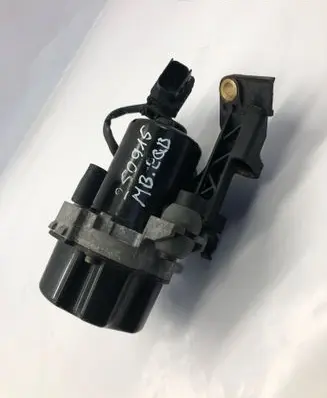 Mercedes-Benz EQB Vacuum pump A0004303500