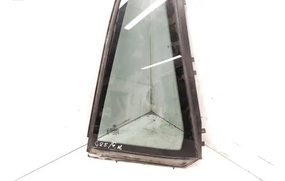 BMW X3 E83 Rear vent window glass 43R001108