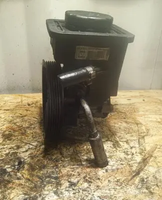 BMW 5 E60 E61 Power steering pump 6760956010 769397410
