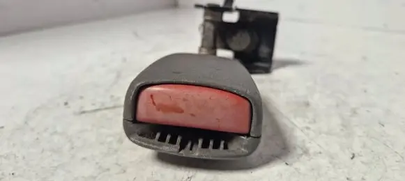 Volvo S80 Rear seatbelt buckle 9156905