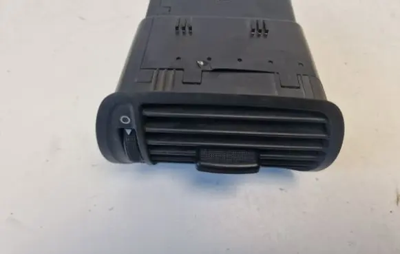 Audi A3 S3 8L Dashboard side air vent grill/cover trim 8L0820901