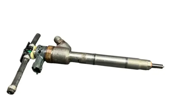 Hyundai i40 Fuel injector 0445110589 338002A610