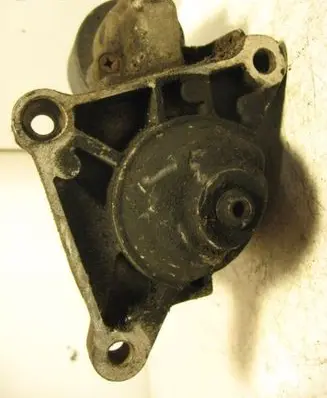 Peugeot 605 Starter motor 1005821422 18I 1005851052