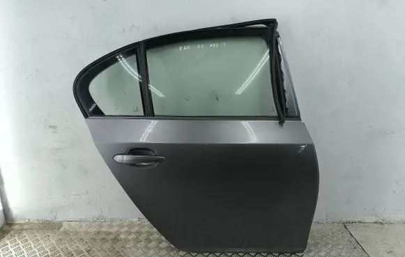 BMW 5 E60 E61 Rear door 41009631832