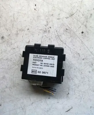 Toyota Avensis Verso Other control units/modules 0819248810