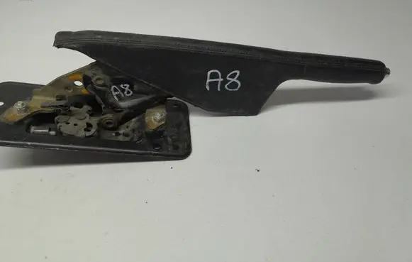 Handbrake/parking brake lever assembly