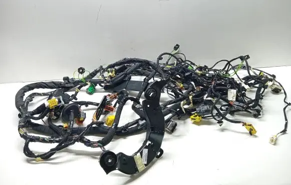 Peugeot 508 Front door wiring loom 9823066580