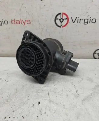 Volkswagen Golf V Mass air flow meter 038906461 0281002463
