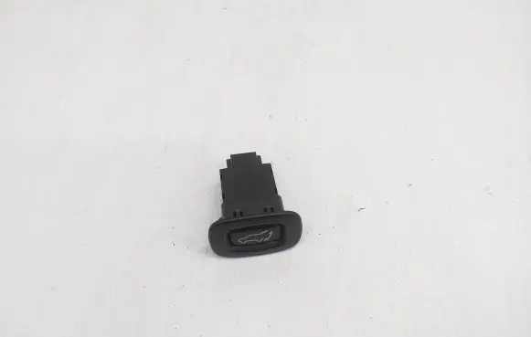 Mitsubishi Outlander Tailgate/boot open switch button 