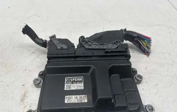 Mazda CX-3 Engine control unit/module 2798001601 PENN18881A