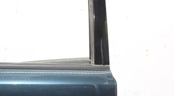Nissan Note (E12) Rear door