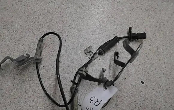 BMW 5 G30 G31 G38 ABS brake wheel speed sensor 6859589