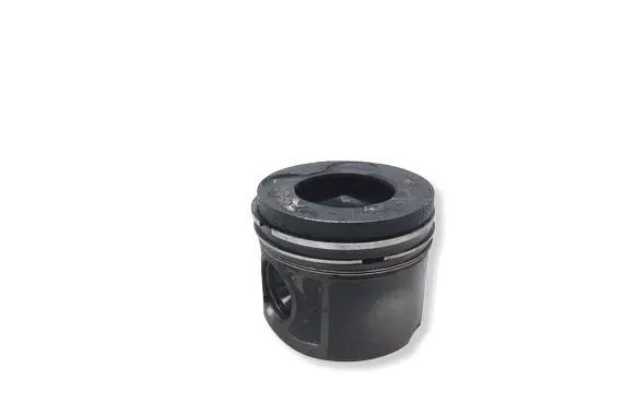 BMW X3 E83 Piston 8487E
