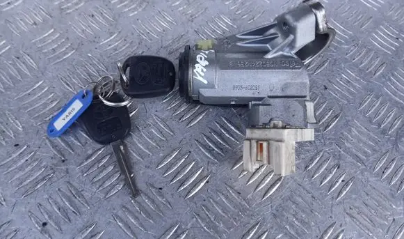 Toyota Yaris Ignition lock N0502241256B