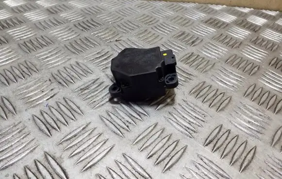 Volvo XC70 Air flap motor/actuator 6G9N19E616BB PL1607526 F71385A