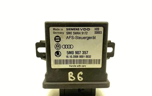 Volkswagen PASSAT B6 Light module LCM 5M0907357