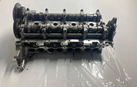 Hyundai Santa Fe Engine head 22111-2F601