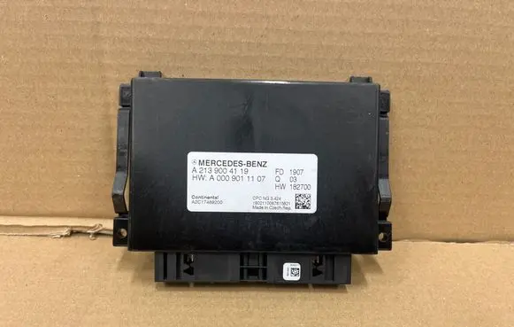 Mercedes-Benz C W205 Gearbox control unit/module A2139004119 A2C17489200