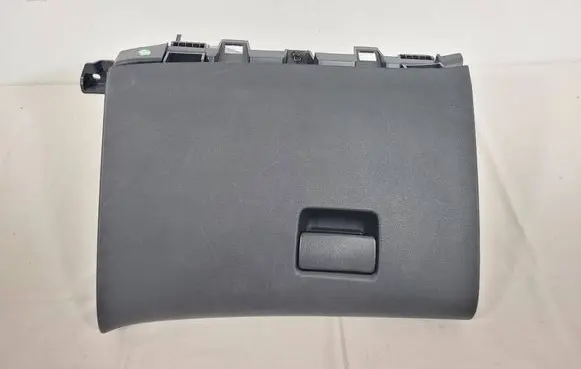 Opel Astra J Glove box 13577963 13262608 3041