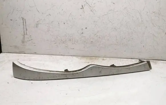 Under headlight/headlamp trim
