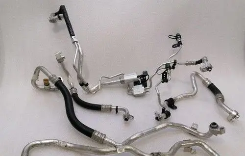Jaguar I-Pace Air conditioning (A/C) pipe/hose J9D38D308AA