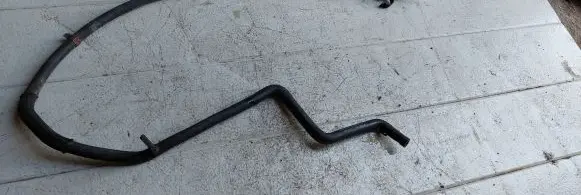 Audi Q7 4L Windshield washer fluid hose 