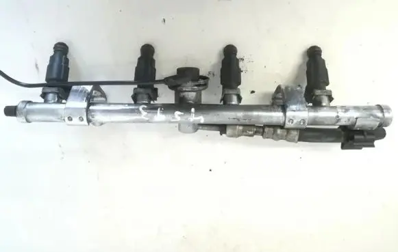 Mini One - Cooper R50 - 53 Fuel main line pipe 04891132AA 0280155991