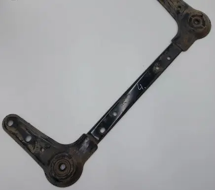 Nissan Leaf II (ZE1) Front subframe