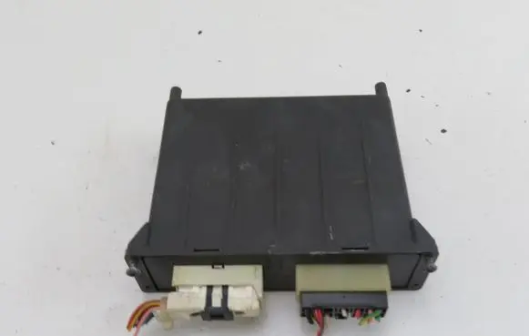 Volkswagen Golf III Other control units/modules 462001000