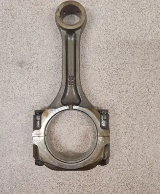 Subaru Legacy Connecting rod/conrod 