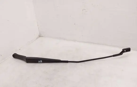 Volkswagen Tiguan Front wiper blade arm 572955409