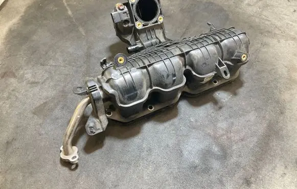 Toyota Auris E180 Intake manifold 171200T050