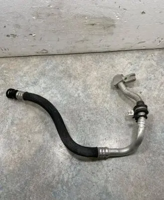Maserati Ghibli Pneumatic air compressor intake pipe/hose 670002663 5D10915