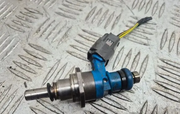 Mazda 6 Fuel injector E7T20271 LF2L