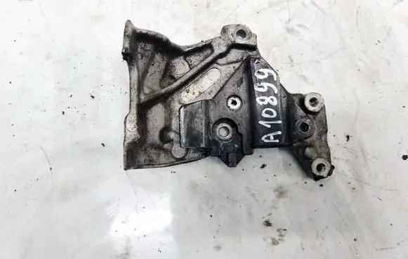 Peugeot 407 Engine mounting bracket 505932