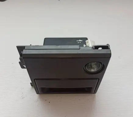 Volkswagen Transporter - Caravelle T4 Ashtray (front) 7D0857423B 7D0857305B