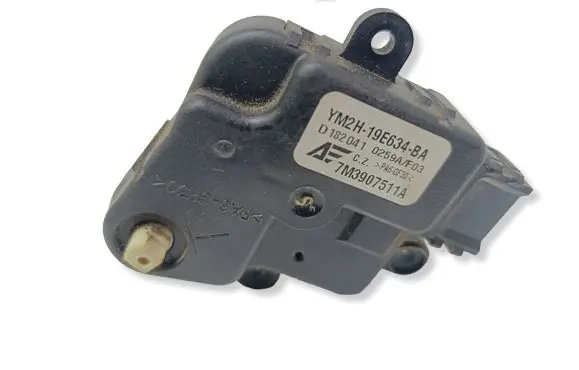 Volkswagen Sharan Air flap motor/actuator 7M3907511A