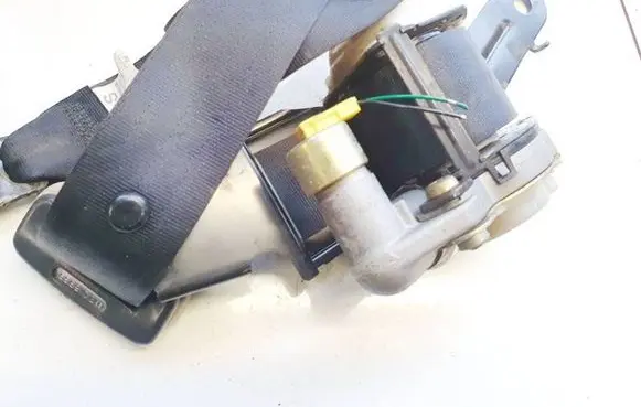 Nissan Almera N16 Front seatbelt 35281cg3 34817