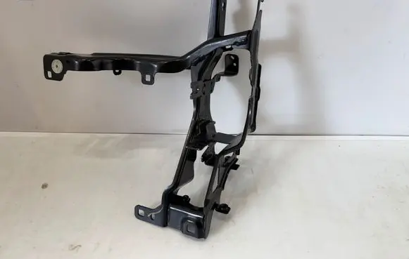 BMW X5 G05 Headlight/headlamp mounting bracket 7421710