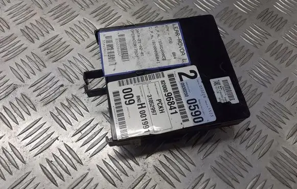 Renault Laguna II High voltage junction box 8200096841