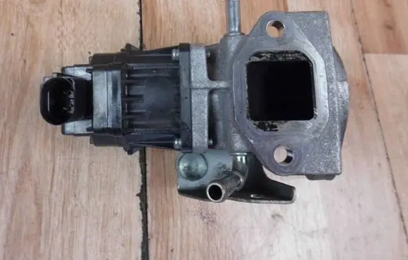 Mazda 6 EGR valve K5T70874 SH01203A0B SH01203A0A